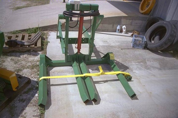 BP691 Hydraulic lift dual pig rack-48